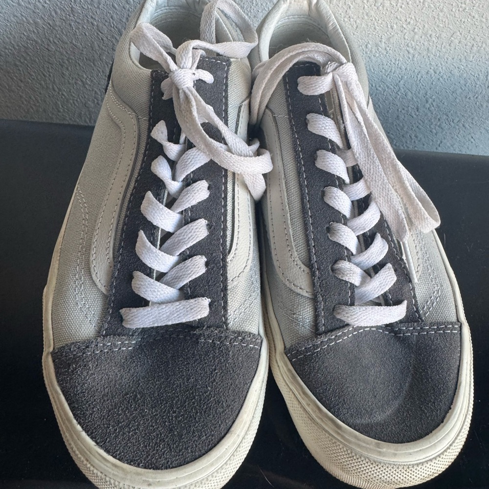 Vans Kids Sneakers - Gray and White